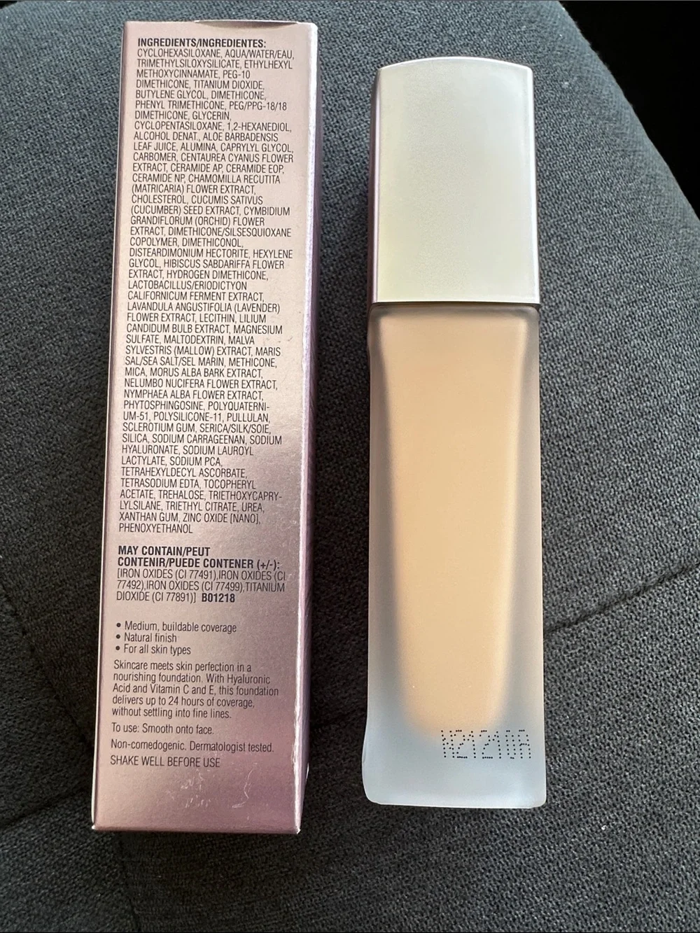 BNIB Elizabeth Arden Flawless Finish Foundation 430W